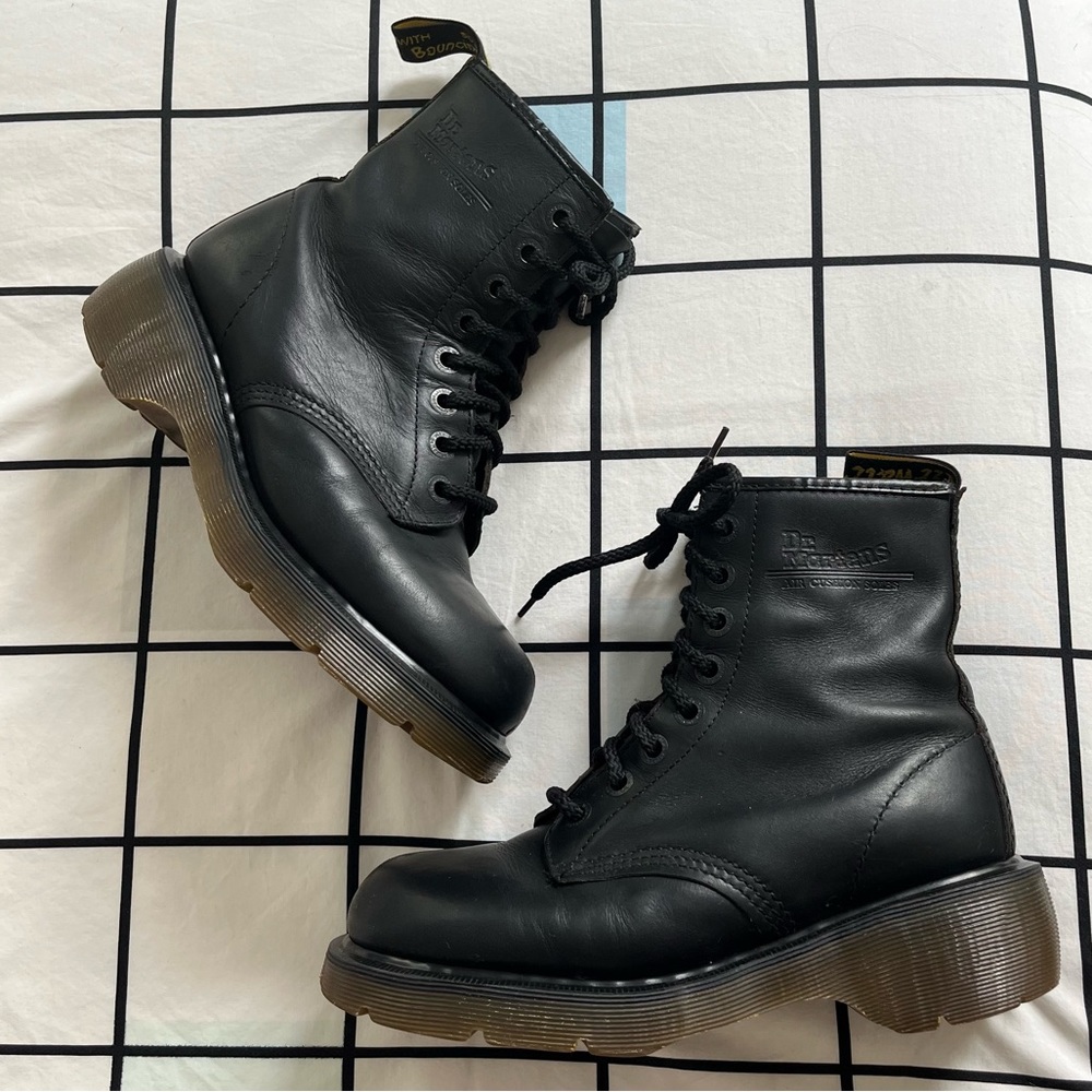 Vintage 90’s Doc Marten Square Toe Combat Boots